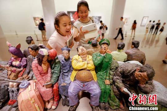 中国美术馆持续关注并收藏青年美术家作品